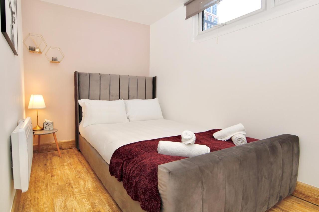 Edgware Hub Hotel London Exterior photo